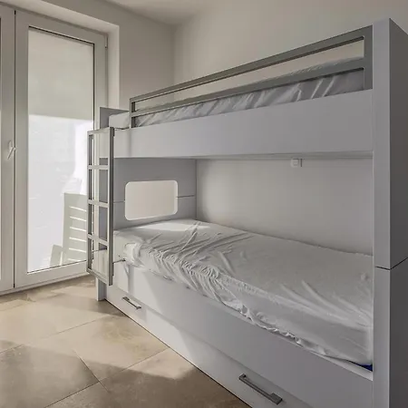 Apartment Sable Blanc 0201 *
